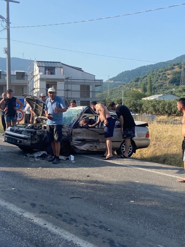 Balıkesir'de feci kaza: 6 yaralı