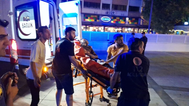 100 metre kovaladı, yakalayıp bıçakladı