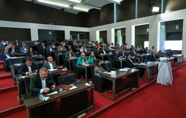 CHP Parti Meclisi'nde kritik toplantı sona erdi