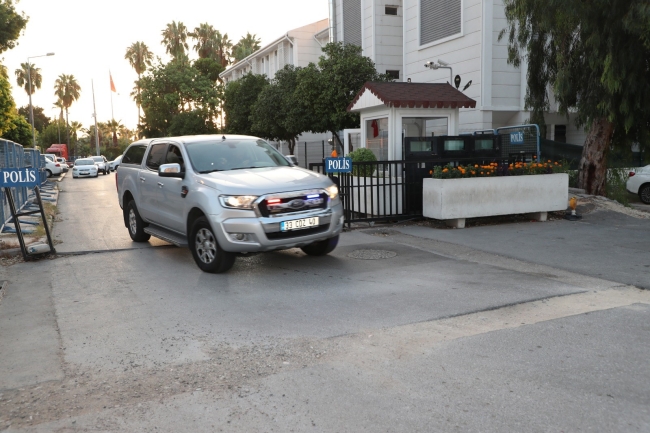 Mersin'de "tefecilere" operasyon: 4 gözaltı