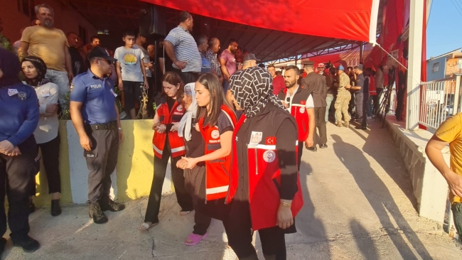 Osmaniye şehidini son yolculuğuna uğurladı