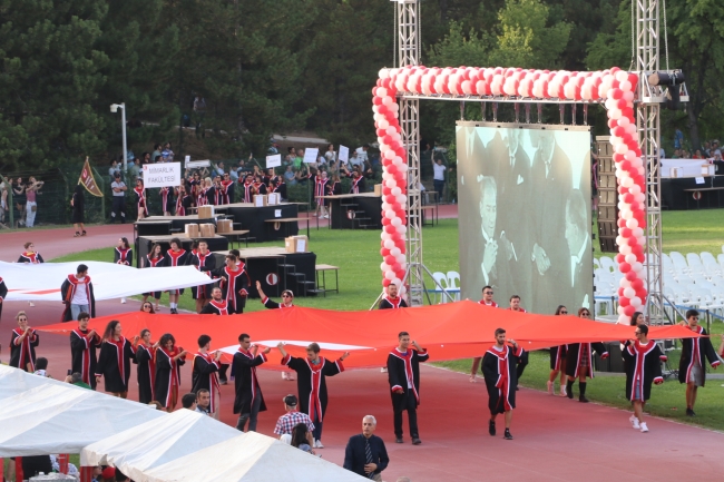 ODTÜ, 2022-2023 eğitim öğretim yılı mezunlarını verdi