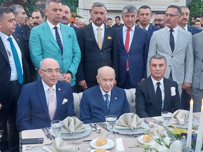 Bahçeli Ankara'da nikah şahidi oldu