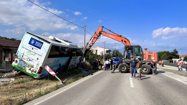 Bursa Büyükşehir'e ait otobüsün kazasının ardından Başkan Aktaş'tan açıklama