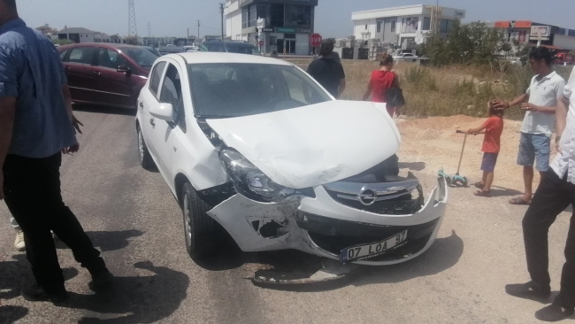Antalya'da gençler ölümden kıl payı kurtuldu