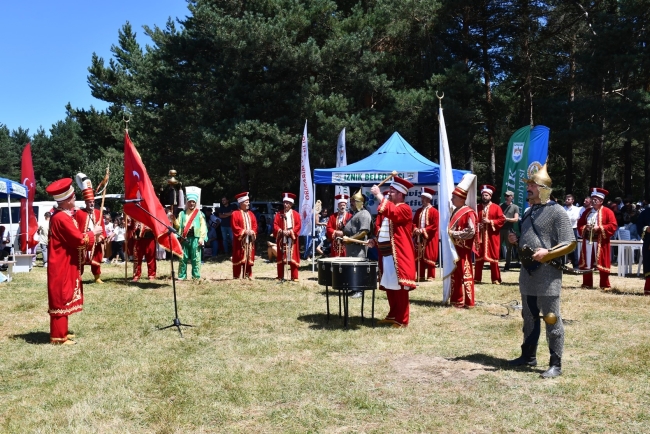 İznik Maviyemiş Festivali'ne büyük ilgi