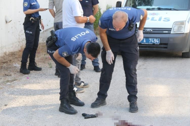 Kız arkadaşını öldürdü ardından canına kıydı
