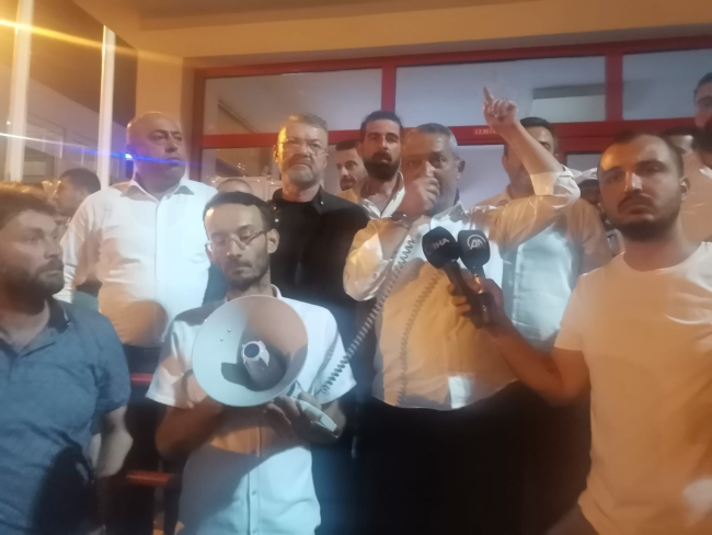 İzmirliler haftaya grevle uyandı