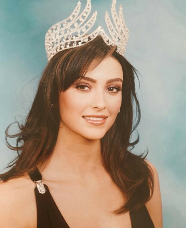 Özge Ulusoy güzellik sırrını açıkladı