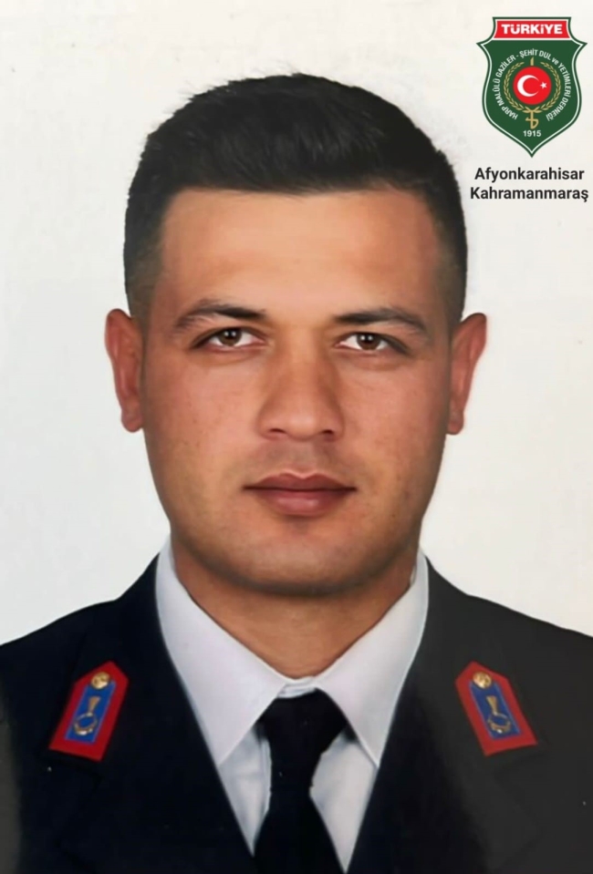 Kahramanmaraşlı şehit son yolculuğuna uğurlandı