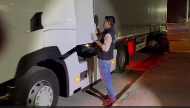 Zehir taciri karı koca kıskıvrak yakalandı
