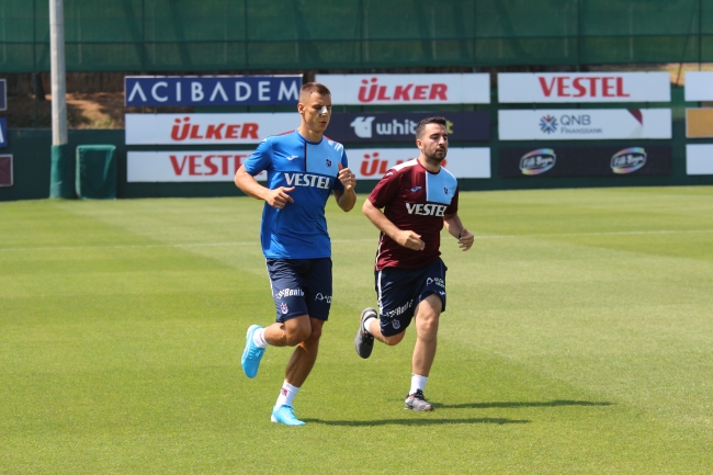 Trabzonspor antrenmana eksik başladı