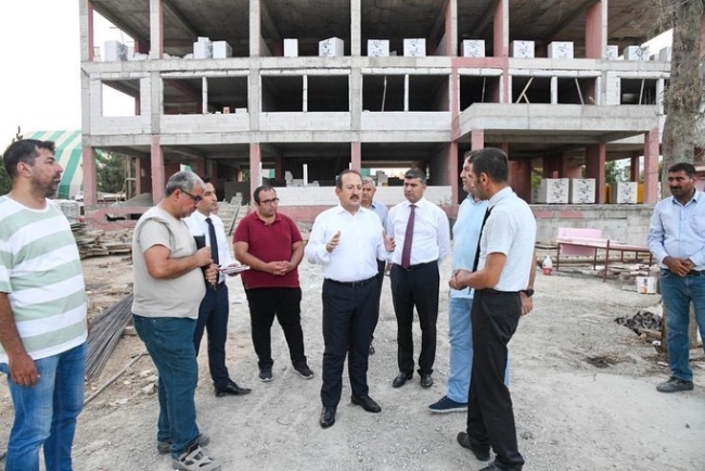 Vali Pehlivan okul inşaatlarını inceledi