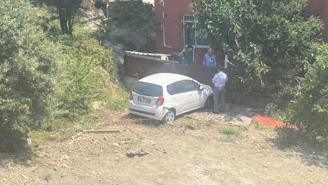 Bahçe duvarına çarparak durabildi