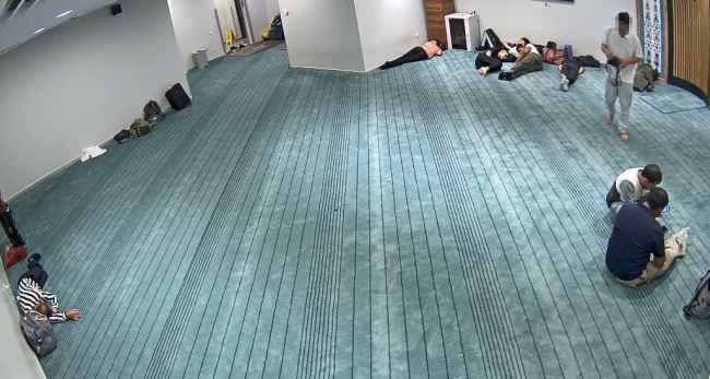 Havalimanındaki hırsızlar suçüstü yakalandı