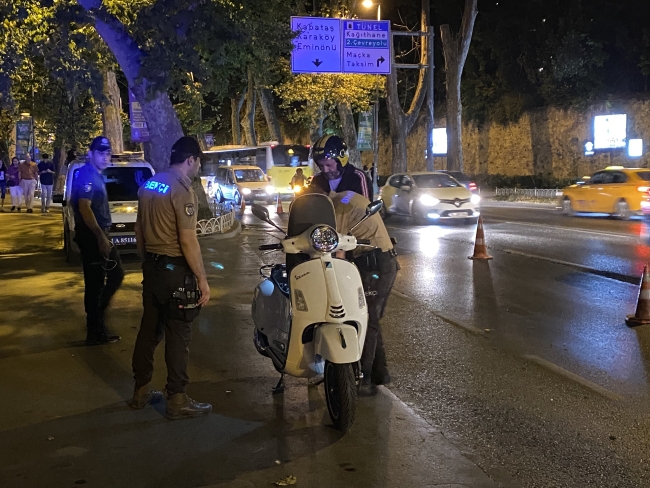 İstanbul'da motosiklet sürücülerine denetim