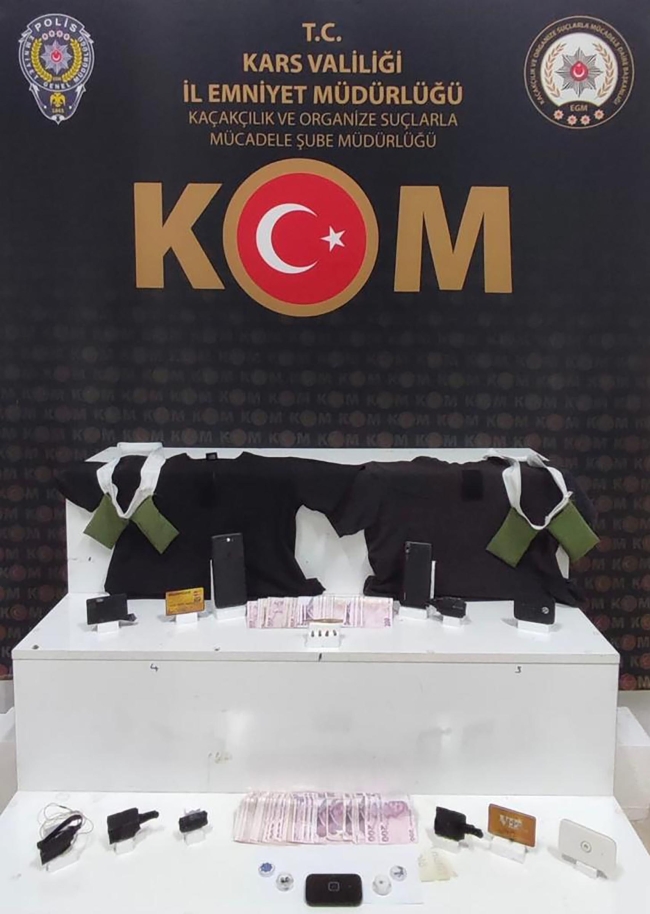 Ehliyet sınavında kopyaya suçüstü