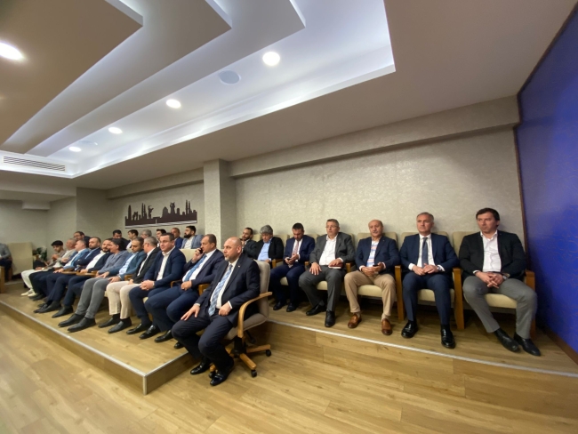 Yusuf Ziya Yılmaz'dan AK Parti Bursa ziyareti
