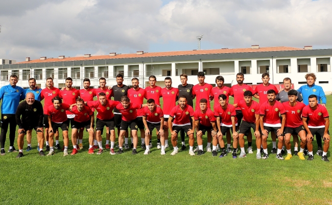 Eskişehirspor sezona sabah antrenmanıyla başladı