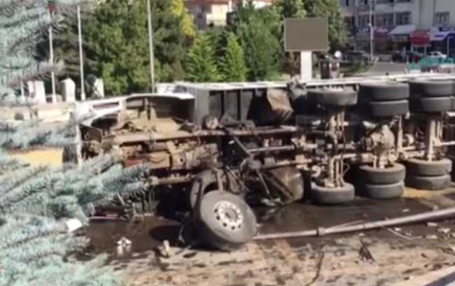 Kayseri'de faciadan dönüldü