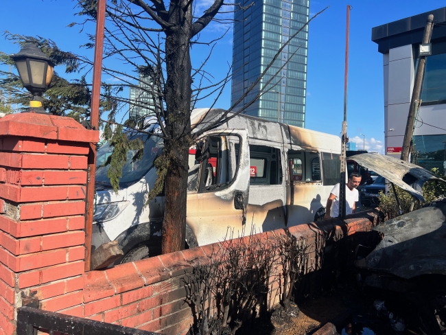 Karavan dönüşümü yapılan işyerinde yangın