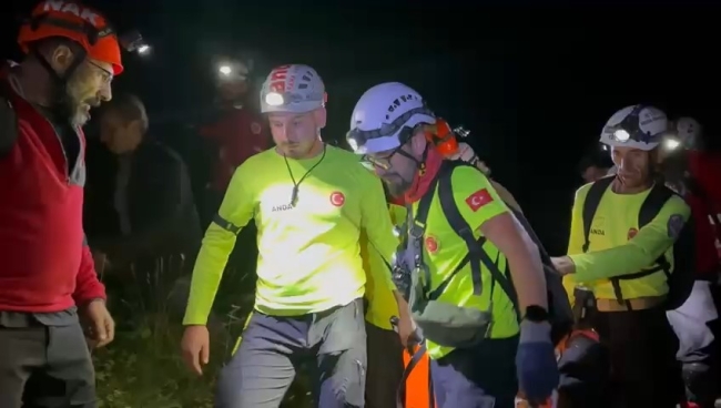 Bursa'da dere yatağına düşen kişi kurtarıldı