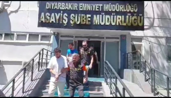 ‘Vuvuzela’ çetesine ‘Safari operasyonu: 12 gözaltı