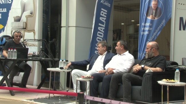 Oyuncu Çetin Altay ve Teknik Direktör Güvenç Kurtar Pendik’te söyleşiye katıldı