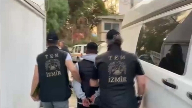 İzmir merkezli PKK operasyonunda 32 gözaltı