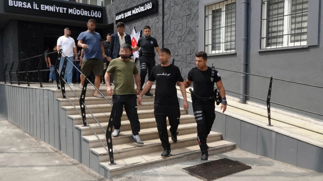 Bursa'da şafak operasyonu! 21 kişi gözaltına alındı