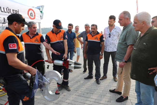 Gemlik Mahalle Afet Gönüllüleri'ne dev destek