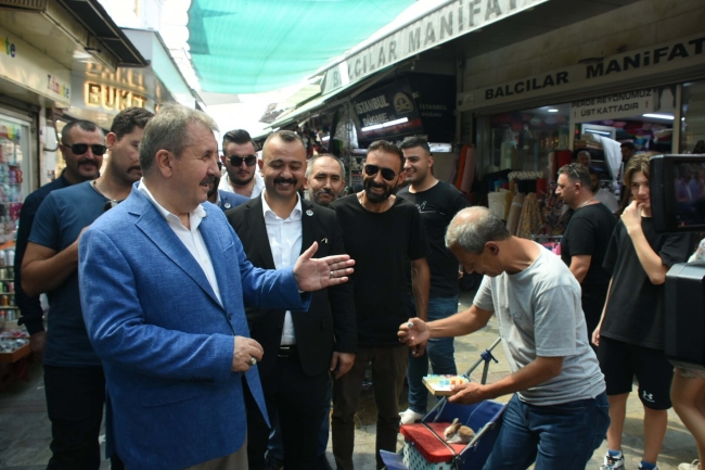 Destici: "Problemlerin başında ekonomi var"