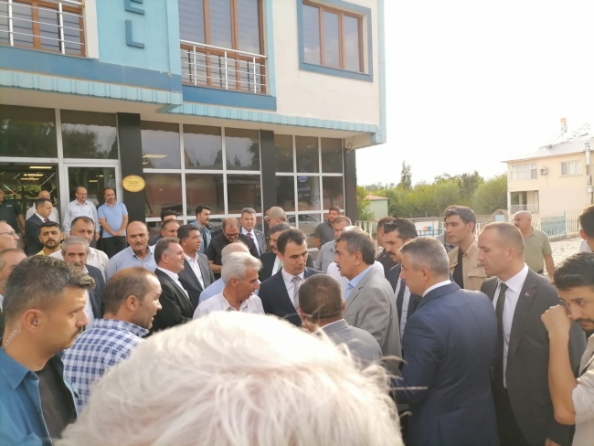 Milli Eğitim Bakanı Tekin Hınıs’ta