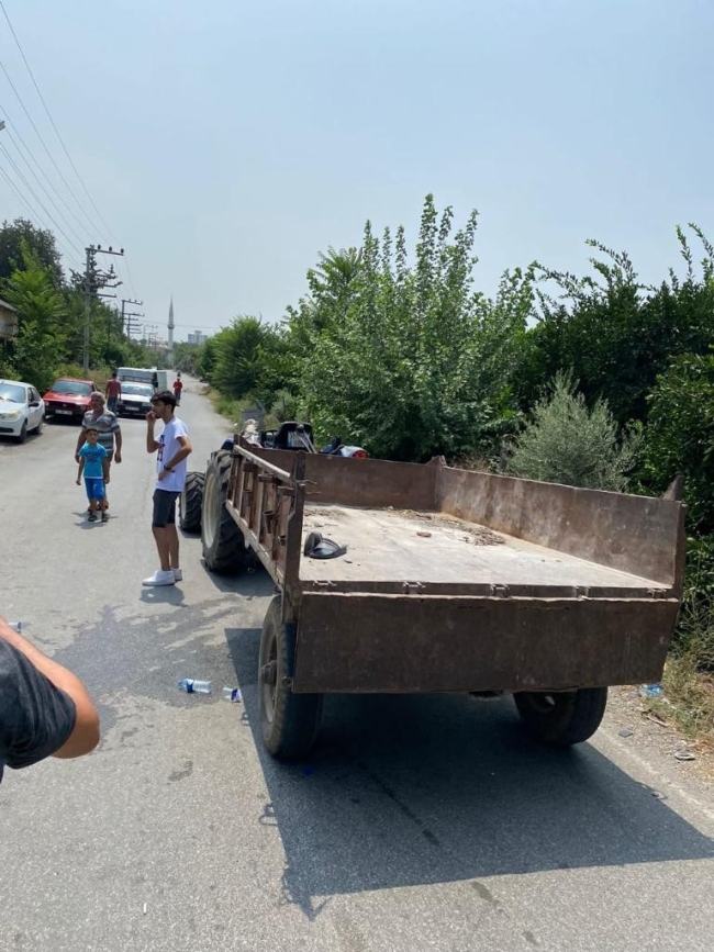 Traktörün altında kalan genç can verdi