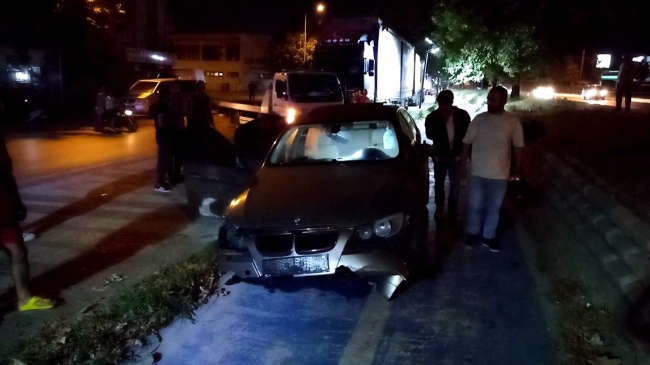 Bursa'da otomobil ile cip çarpıştı!