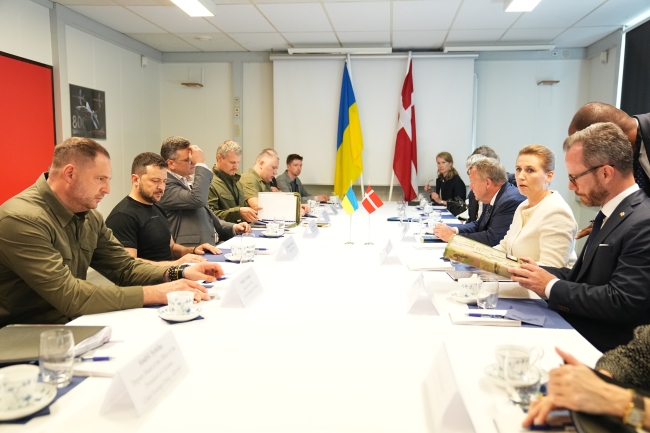 Danimarka’dan Ukrayna’ya 19 adet F-16 savaş uçağı