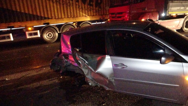 Adana’da iki otomobil çarpıştı: 1 yaralı