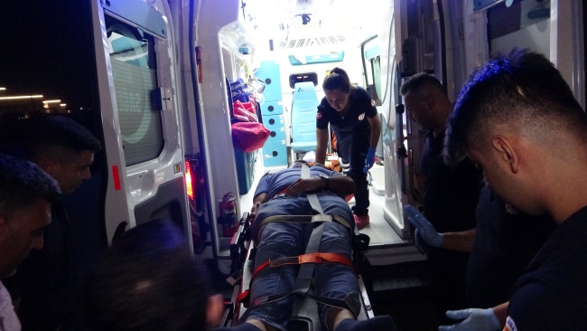 Adana’da iki otomobil çarpıştı: 1 yaralı