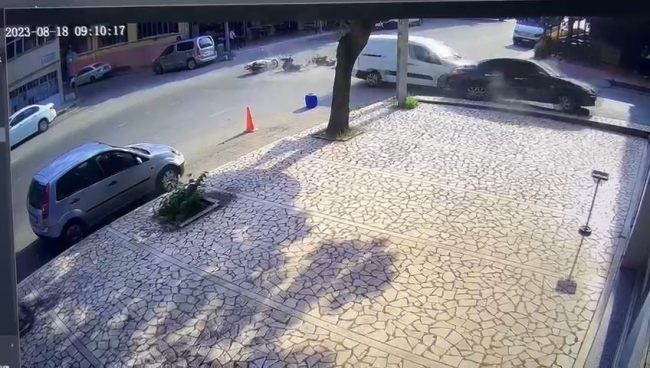 Bursa'da motosikletli gençler ölümden döndü!