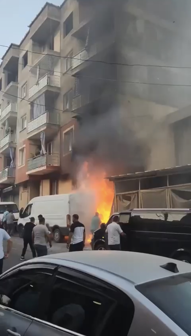 Sigara izmariti faciaya neden oluyordu!