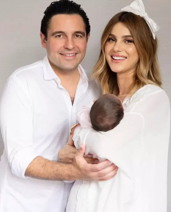 Aile fotosu geldi