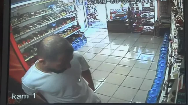 Bakkala sahte dolar şoku! 2 bin 450 lira para üstü alıp gözden kayboldu