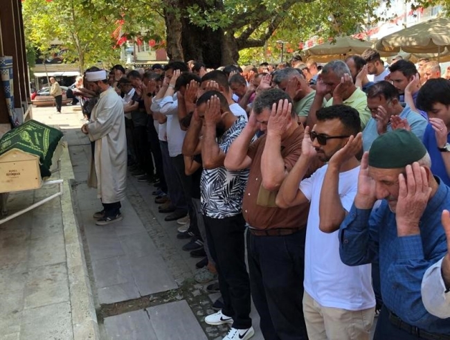 Bursa'da Yusuf son yolculuğuna uğurlandı