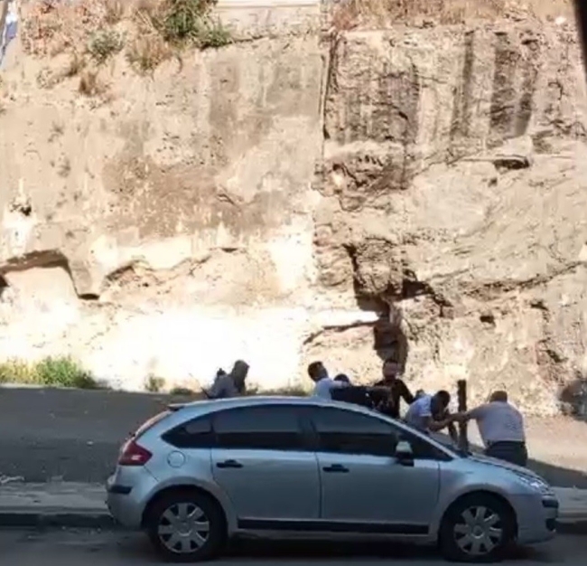 Bursa'da alkollü grup ile esnaf arasında kavga