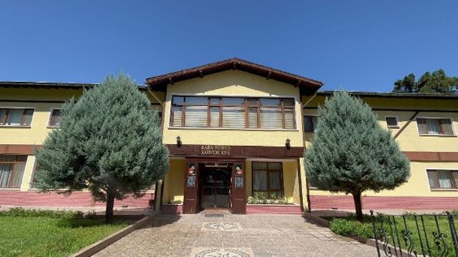 Bursa'da, milyonluk yarış atlarına yoğun ilgi