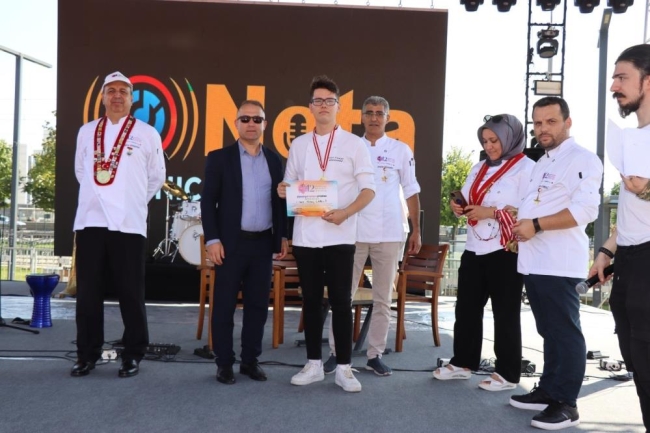 "Pişmaniyeli Tatlılar" yarıştı