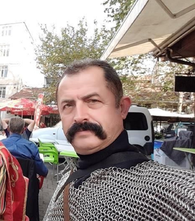 İznik Gölü'nde kaybolan yüzme hakemi aranıyor