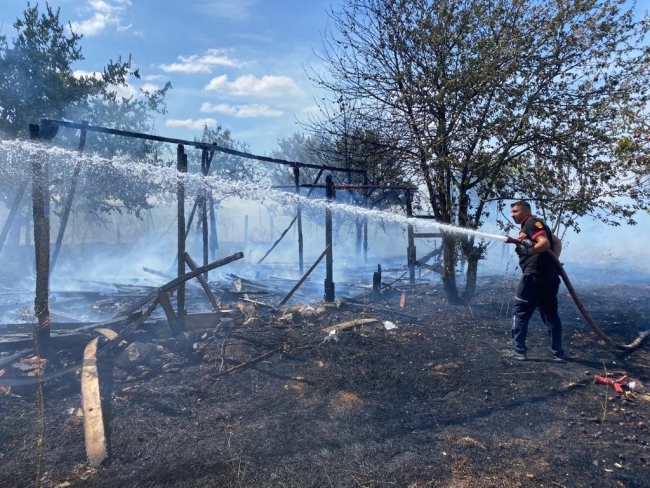 Kırklareli'de bağ evi yangını