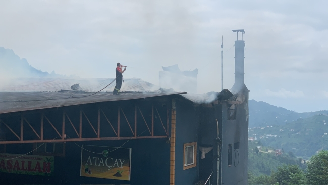 Çay fabrikasında korkutan yangın