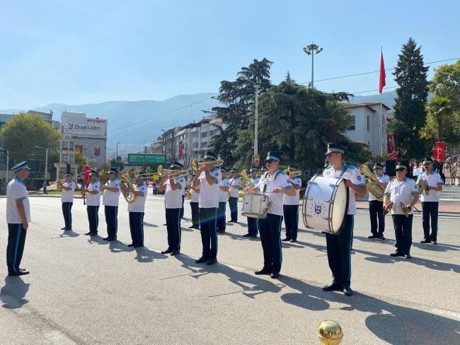 Bursa'da Zafer Bayramı coşkusu